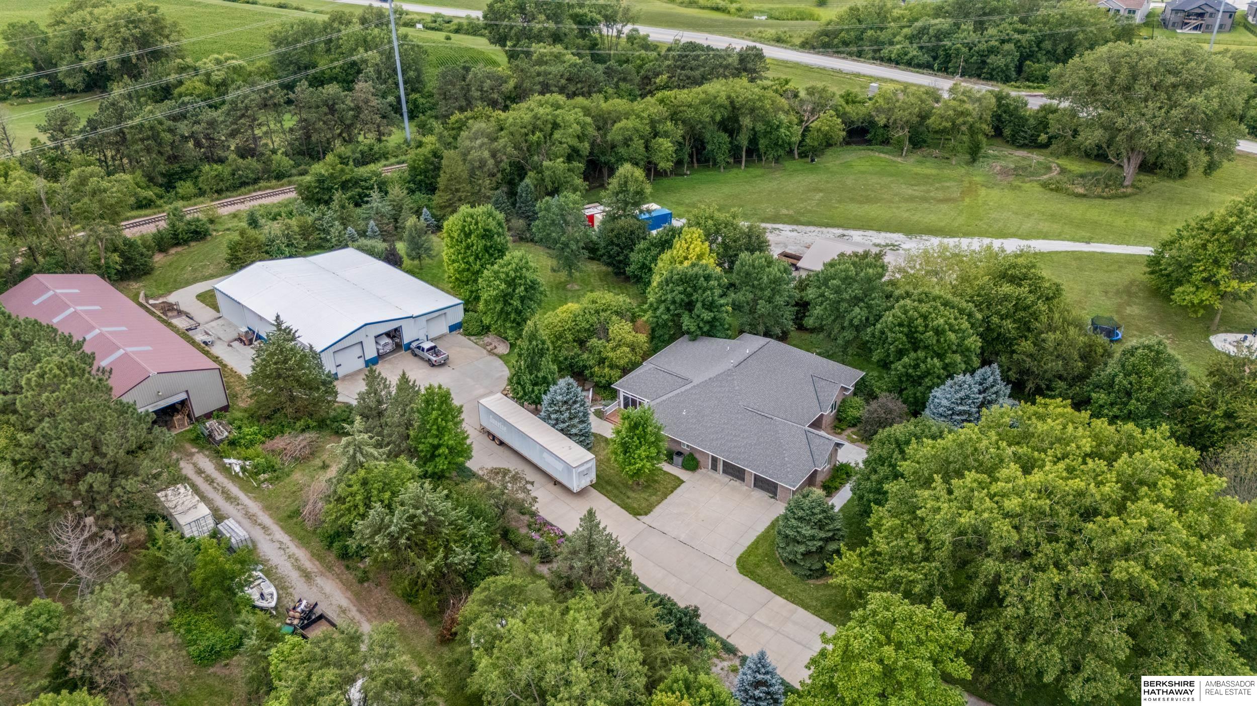 Lincoln, Nebraska 68516, United States, 5 Bedrooms Bedrooms, ,3 BathroomsBathrooms,Residential,Active,176934