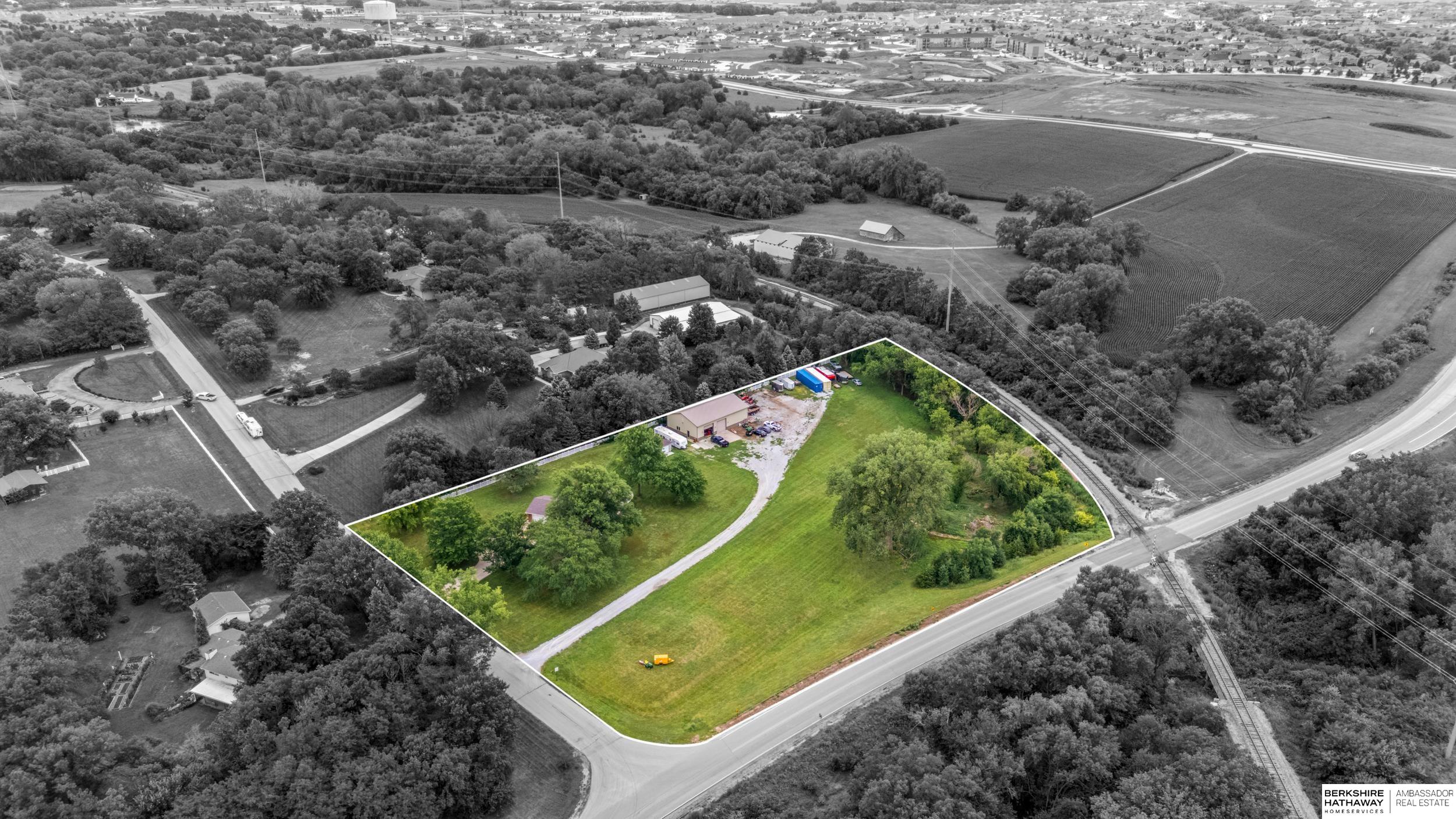 Lincoln, Nebraska 68516, United States, 5 Bedrooms Bedrooms, ,3 BathroomsBathrooms,Residential,Active,176934