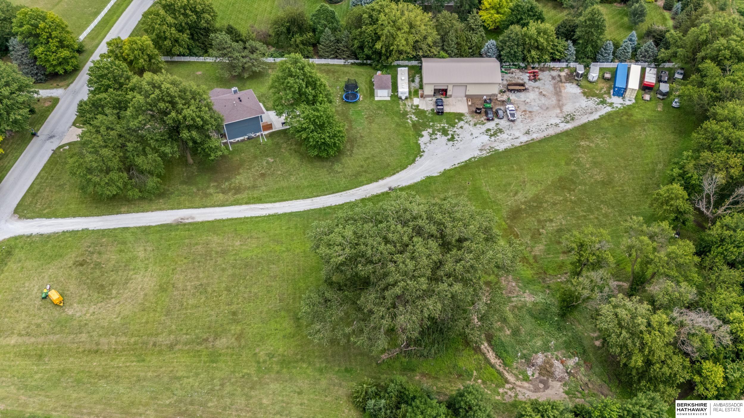 Lincoln, Nebraska 68516, United States, 5 Bedrooms Bedrooms, ,3 BathroomsBathrooms,Residential,Active,176934