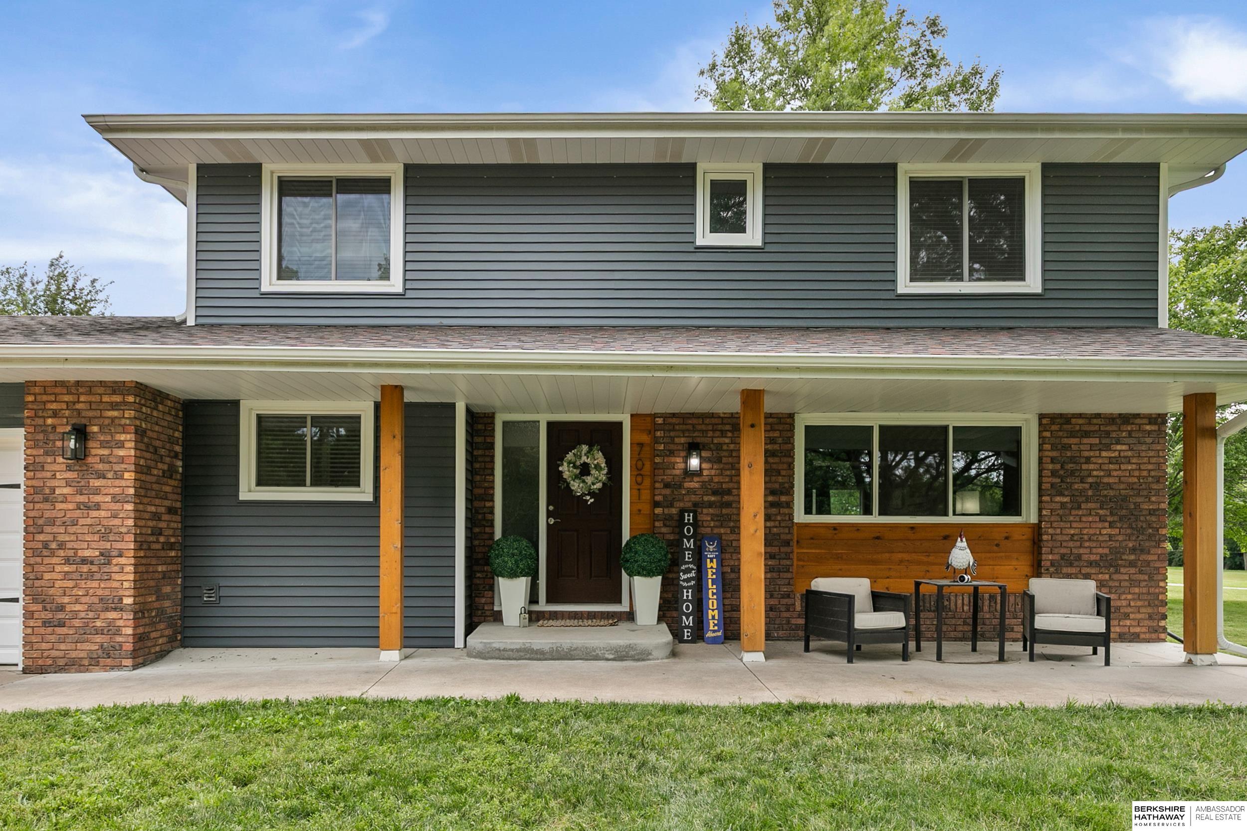 Lincoln, Nebraska 68516, United States, 5 Bedrooms Bedrooms, ,3 BathroomsBathrooms,Residential,Active,176934