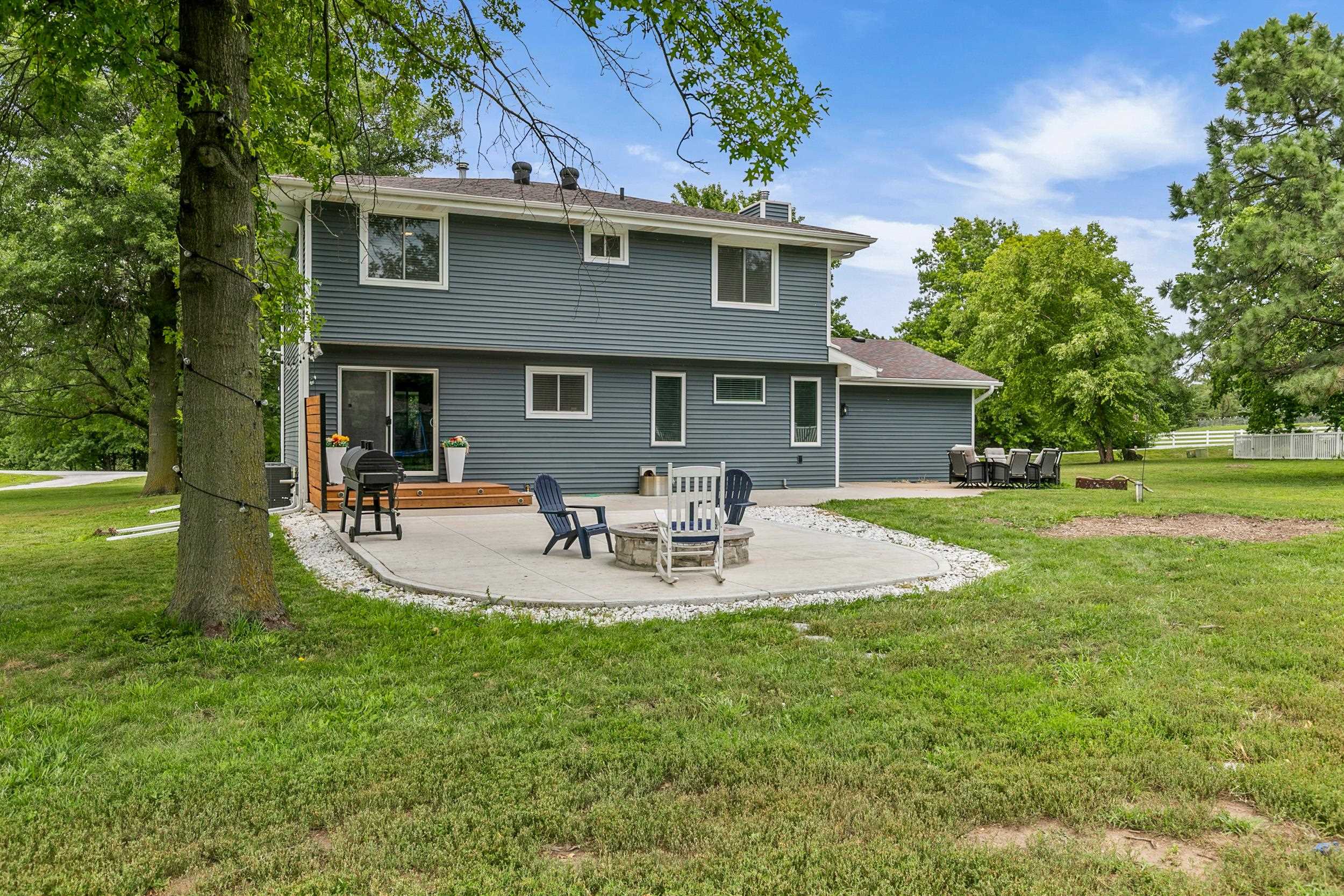 Lincoln, Nebraska 68516, United States, 5 Bedrooms Bedrooms, ,3 BathroomsBathrooms,Residential,Active,176934