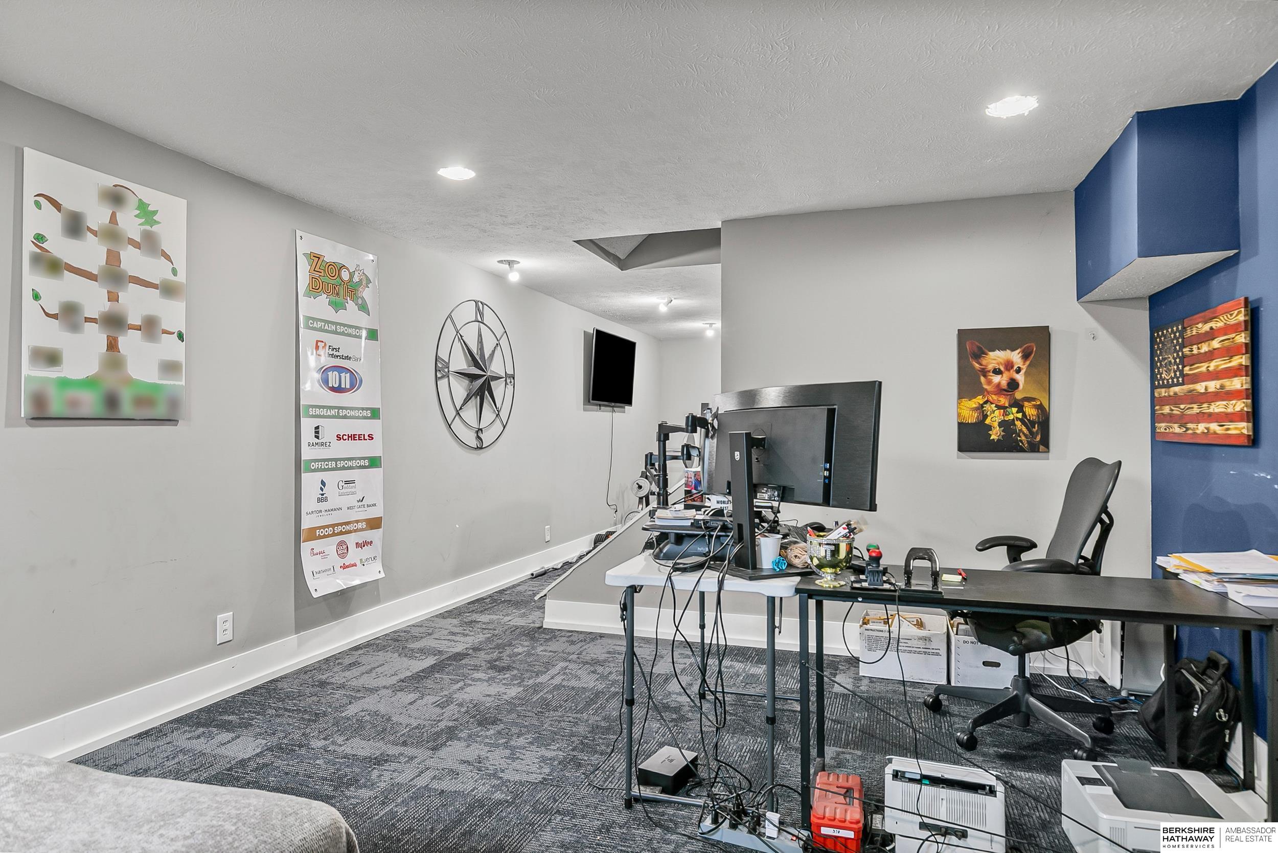 Lincoln, Nebraska 68516, United States, 5 Bedrooms Bedrooms, ,3 BathroomsBathrooms,Residential,Active,176934