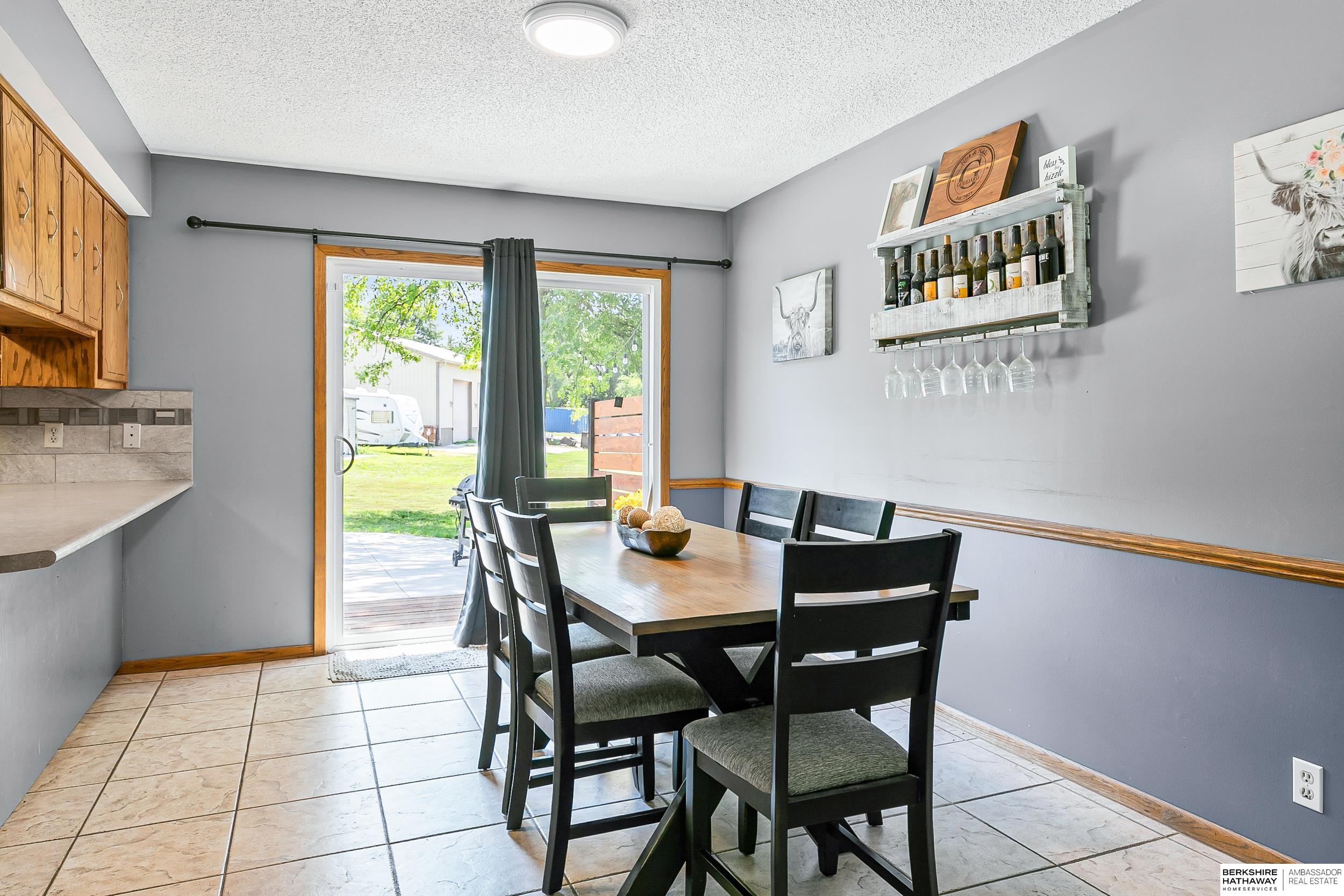 Lincoln, Nebraska 68516, United States, 5 Bedrooms Bedrooms, ,3 BathroomsBathrooms,Residential,Active,176934