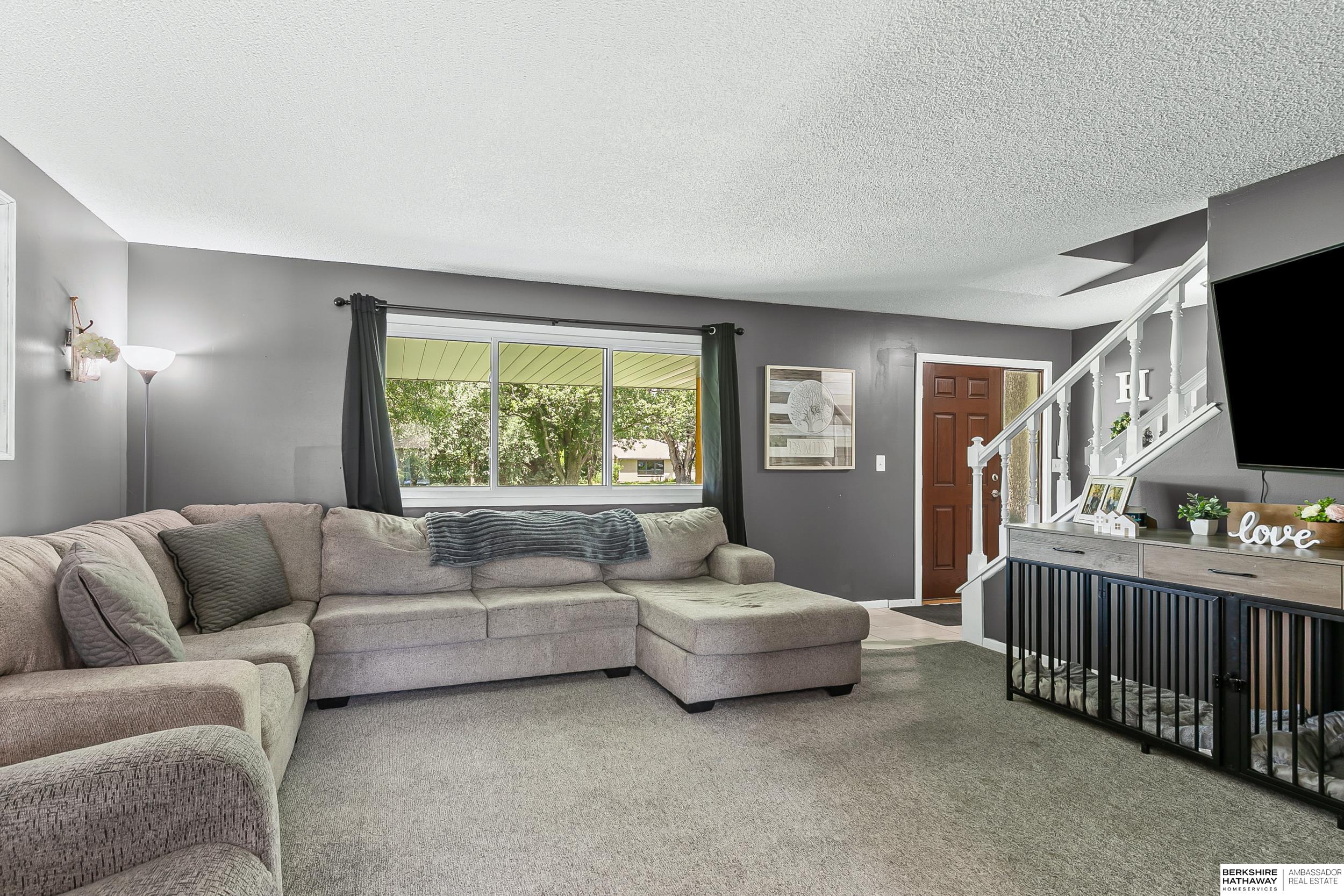 Lincoln, Nebraska 68516, United States, 5 Bedrooms Bedrooms, ,3 BathroomsBathrooms,Residential,Active,176934