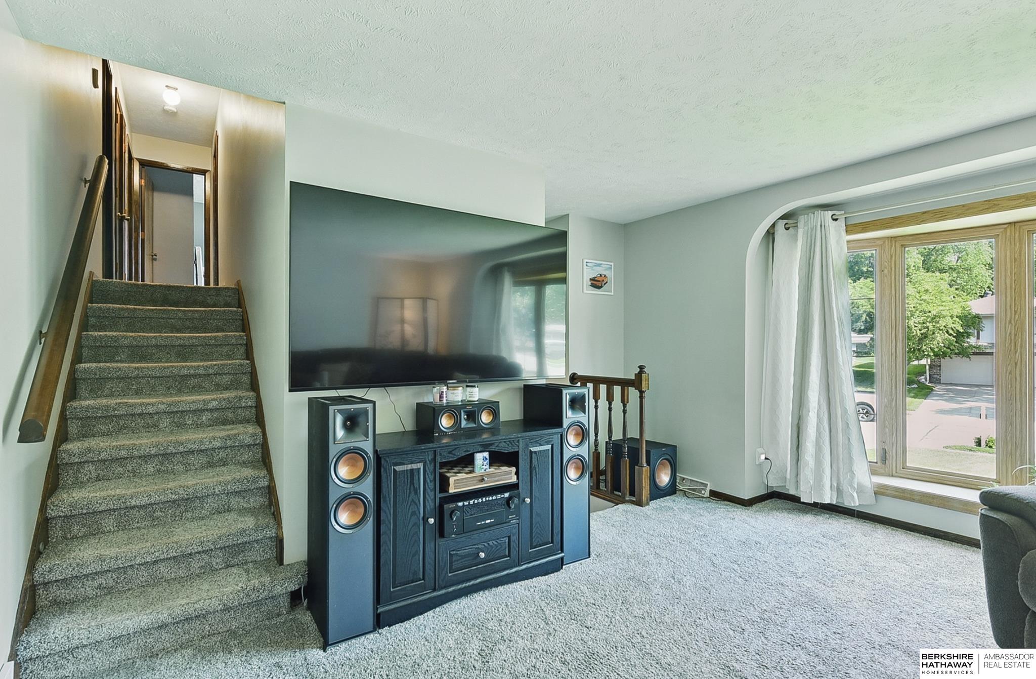 Ralston, Nebraska 68127, United States, 3 Bedrooms Bedrooms, ,2 BathroomsBathrooms,Residential,Pending,141543