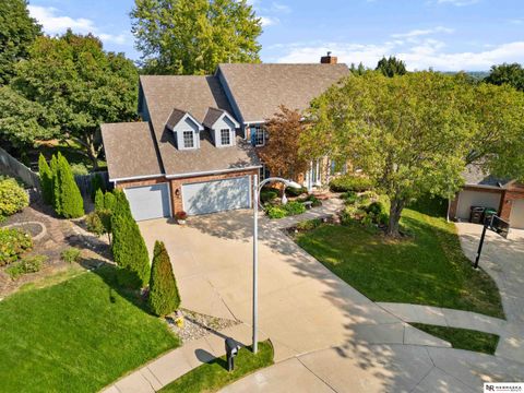 Photo of 14032 Seward Street, Omaha, NE 68154 (MLS # 22605569)