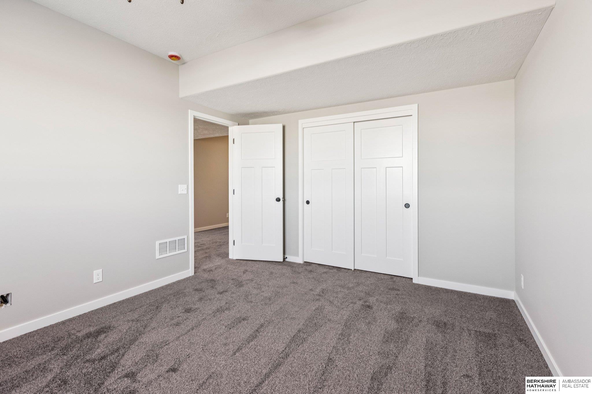 Bennington, Nebraska 68007, United States, 4 Bedrooms Bedrooms, ,3 BathroomsBathrooms,Residential,Active,253544