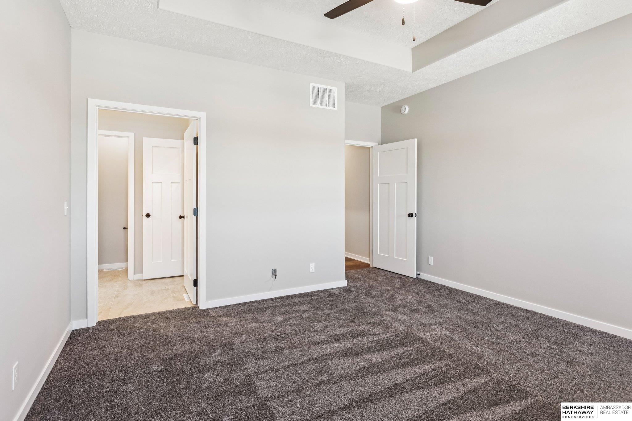 Bennington, Nebraska 68007, United States, 4 Bedrooms Bedrooms, ,3 BathroomsBathrooms,Residential,Active,253544