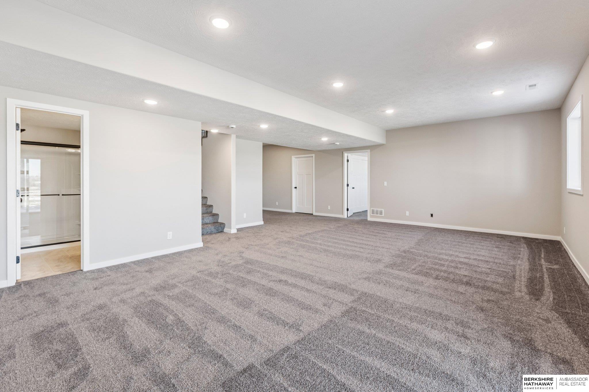 Bennington, Nebraska 68007, United States, 4 Bedrooms Bedrooms, ,3 BathroomsBathrooms,Residential,Active,253544