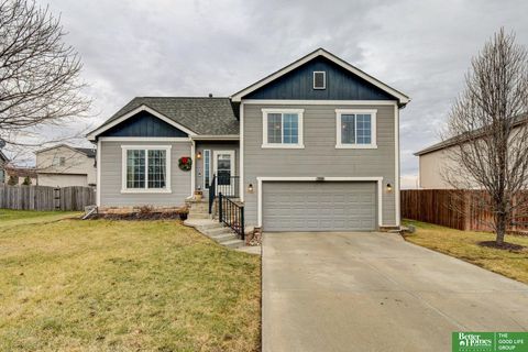 Photo of 7814 S 72 Avenue Circle, La Vista, NE 68128 (MLS # 22601423)