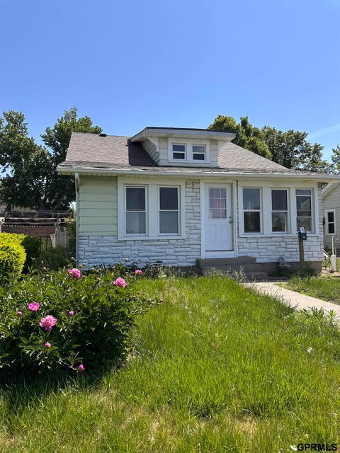 Photo of 5421 23 Street, Omaha, NE 68107 (MLS # 22607776)