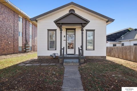 Photo of 2305 S Street, Lincoln, NE 68503 (MLS # 22600666)
