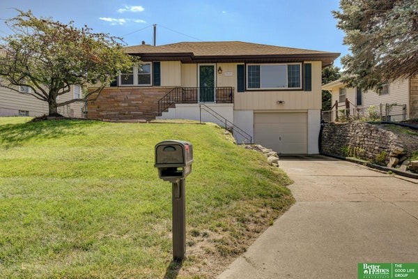 7517 ERSKINE ST, OMAHA, NE 68134 - Image fa6e5a8e381d3caeec59e003b1bc5cc0/333584162