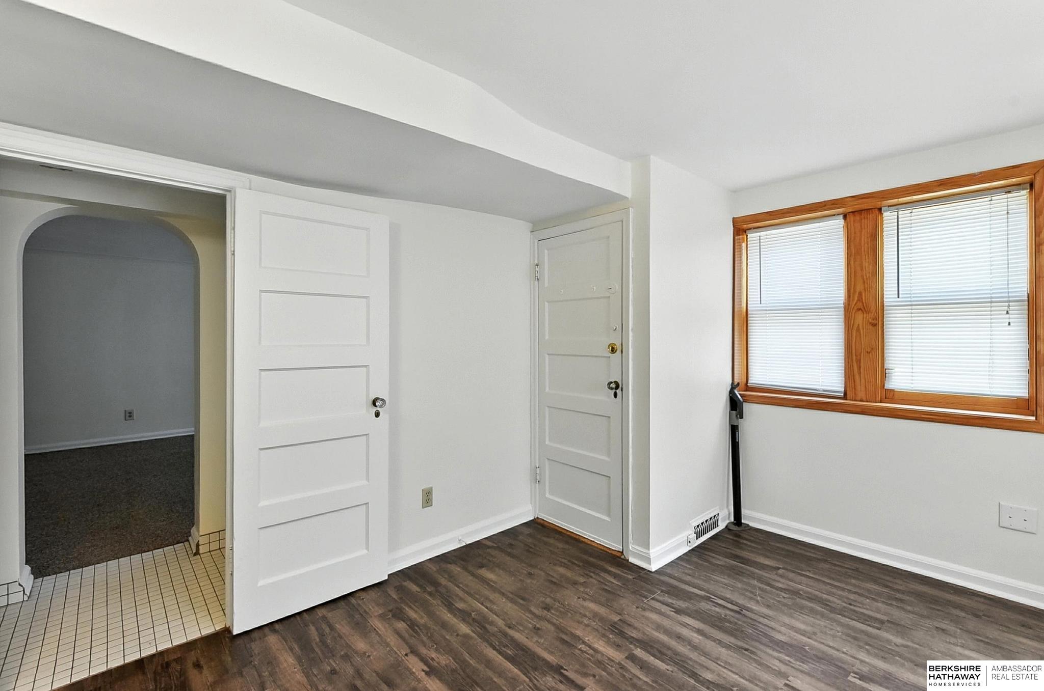 Omaha, Nebraska 68132, United States, 7 Bedrooms Bedrooms, ,1 BathroomBathrooms,Residential,Active,202702