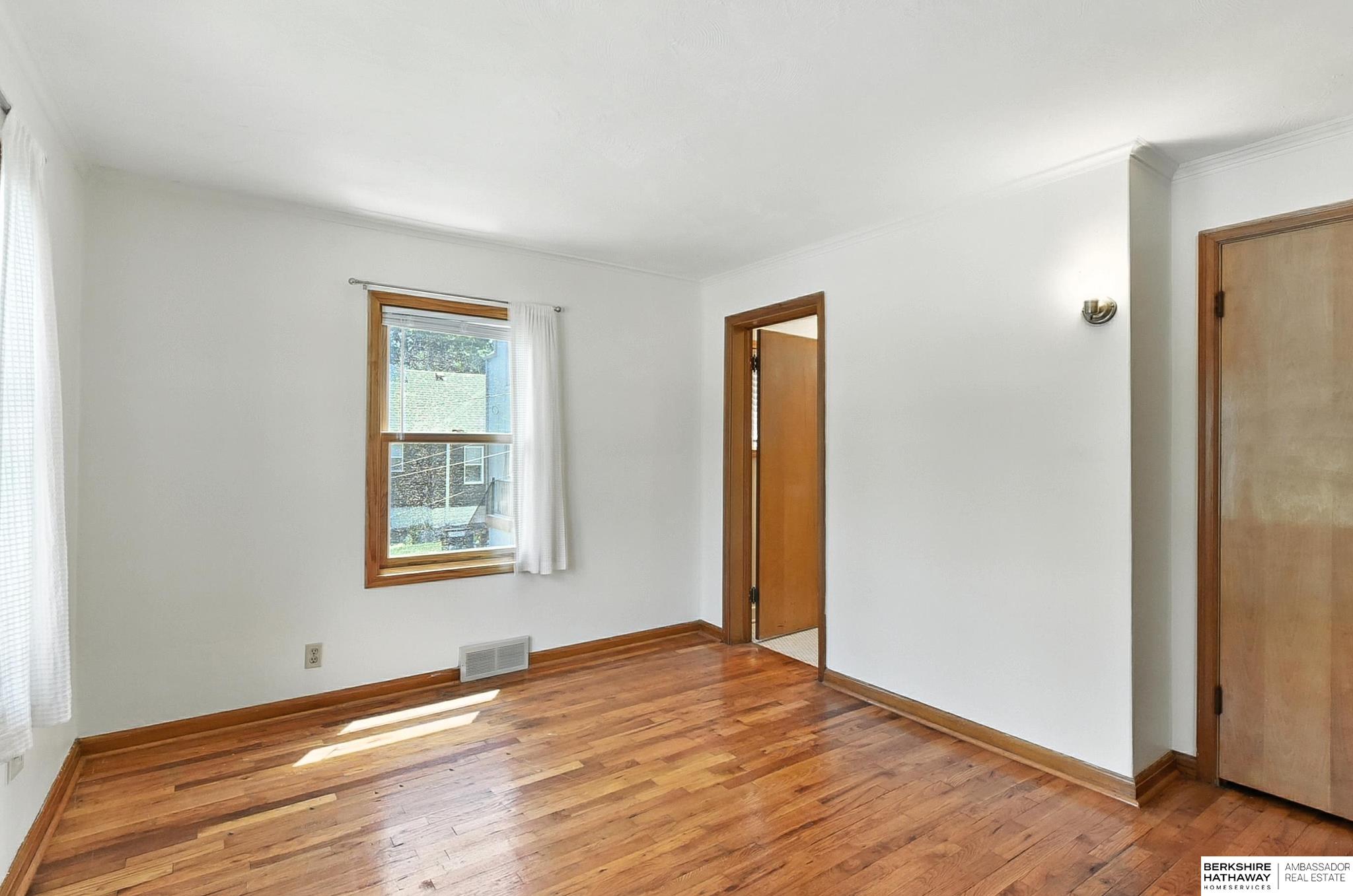 Omaha, Nebraska 68132, United States, 7 Bedrooms Bedrooms, ,1 BathroomBathrooms,Residential,Active,202702