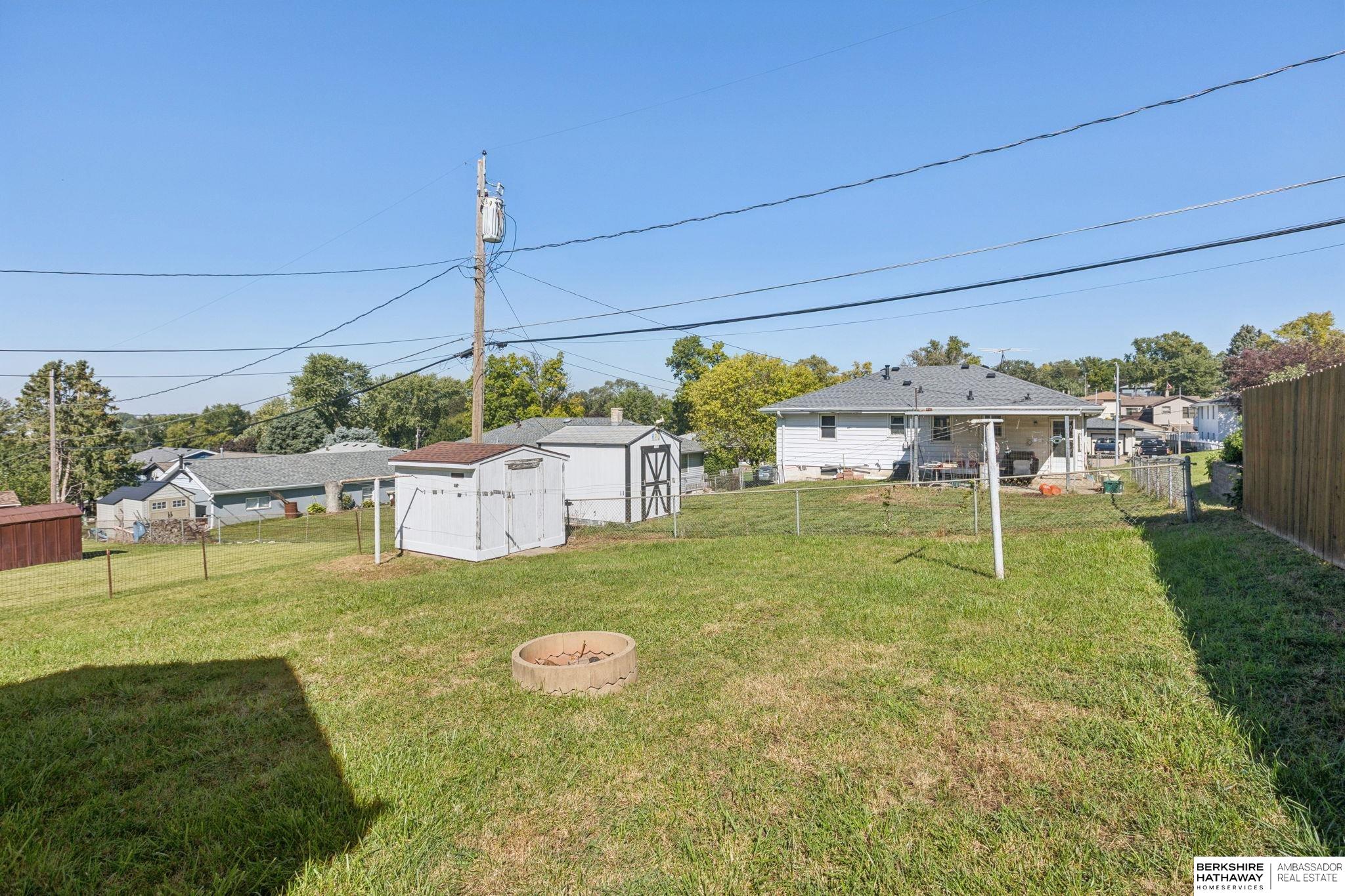 Omaha, Nebraska 68107, United States, 3 Bedrooms Bedrooms, ,2 BathroomsBathrooms,Residential,Active,236472