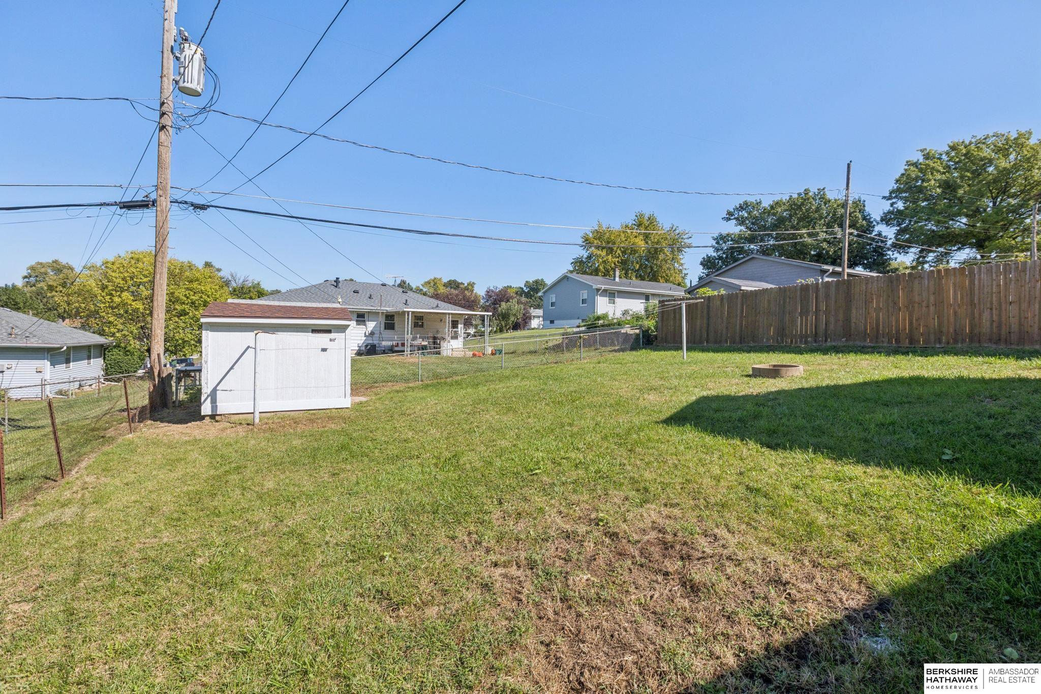 Omaha, Nebraska 68107, United States, 3 Bedrooms Bedrooms, ,2 BathroomsBathrooms,Residential,Active,236472