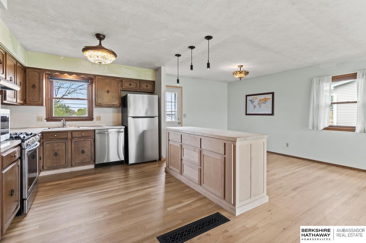 La Vista, Nebraska 68128, United States, 3 Bedrooms Bedrooms, ,2 BathroomsBathrooms,Residential,Pending,120629