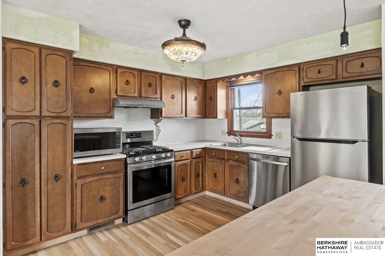 La Vista, Nebraska 68128, United States, 3 Bedrooms Bedrooms, ,2 BathroomsBathrooms,Residential,Pending,120629