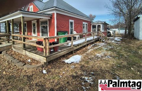 Photo of 528 9th Street, Pawnee City, NE 68420 (MLS # 22534483)