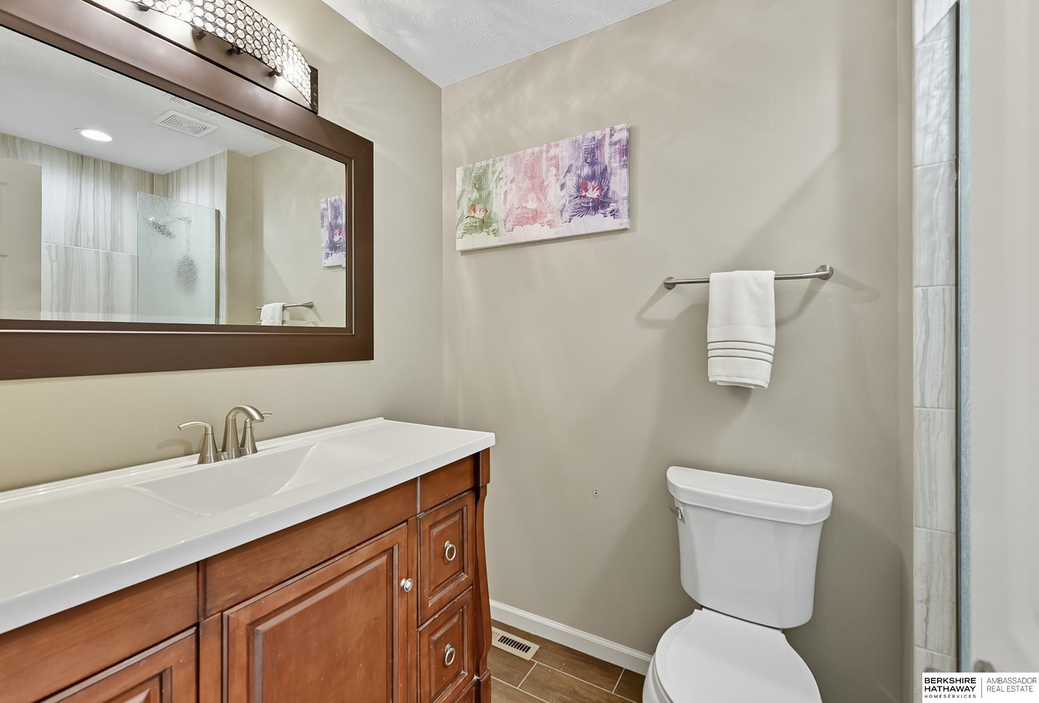 Omaha, Nebraska 68138, United States, 3 Bedrooms Bedrooms, ,2 BathroomsBathrooms,Residential,Pending,208873