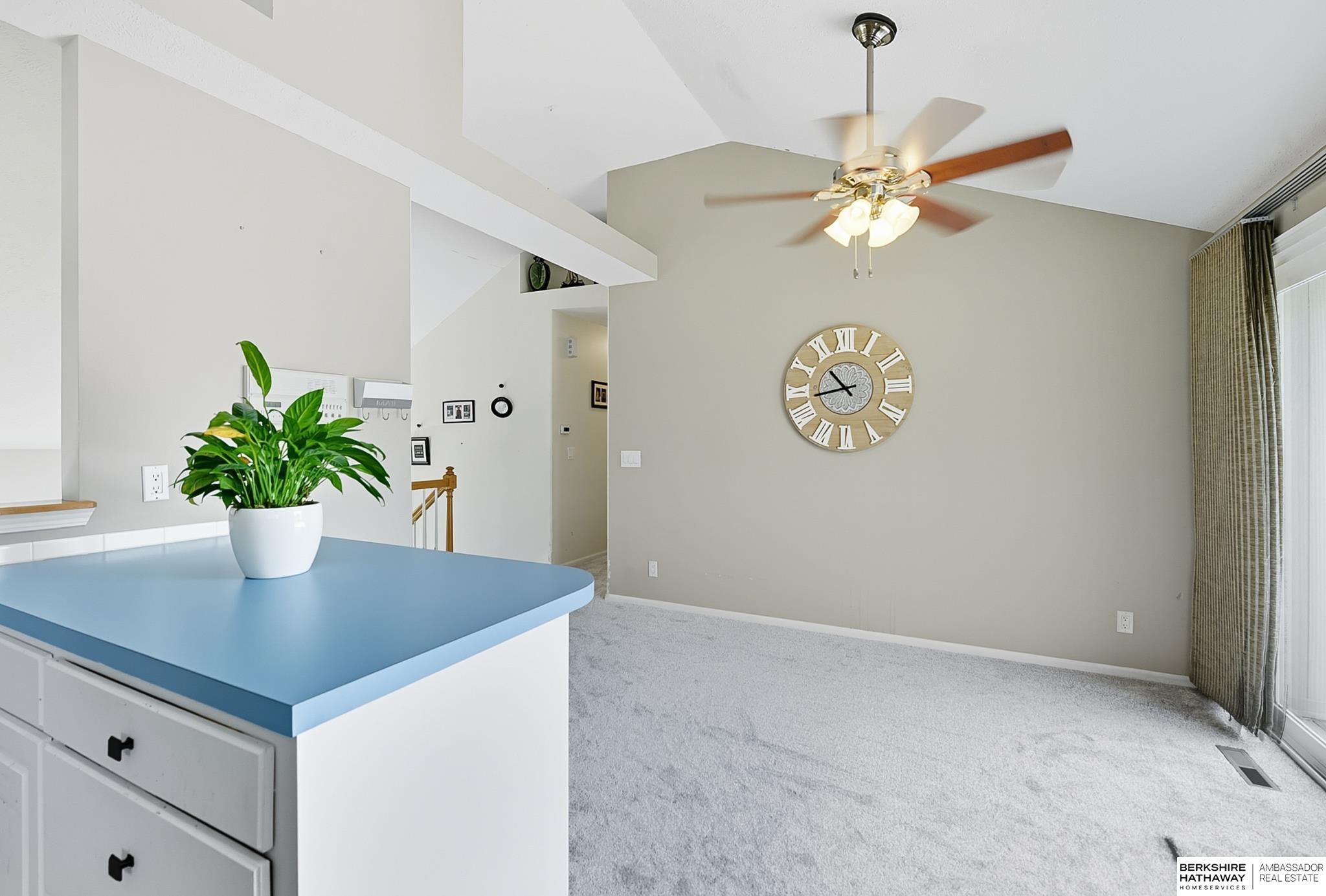 Omaha, Nebraska 68138, United States, 3 Bedrooms Bedrooms, ,2 BathroomsBathrooms,Residential,Pending,208873