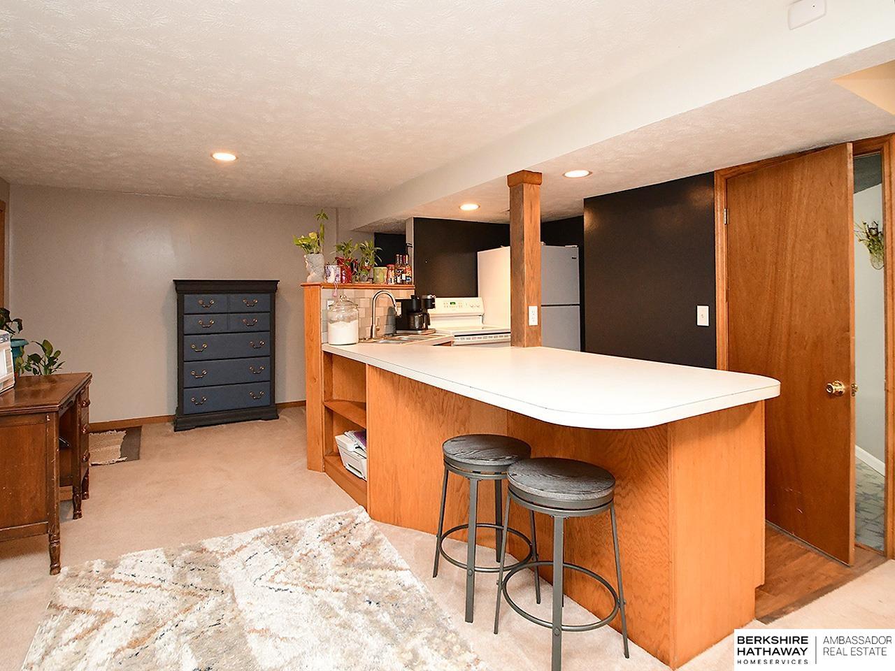 Omaha, Nebraska 68134, United States, 4 Bedrooms Bedrooms, ,3 BathroomsBathrooms,Residential,Active,230121