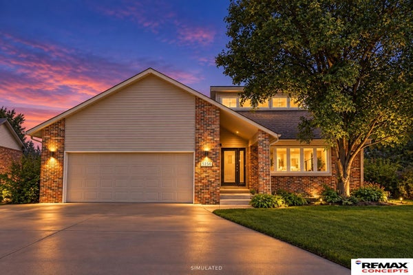 5206 BISON DR, LINCOLN, NE 68516 - Image fb20bb4bf7e9b04e1eb1defca4c938d0/3071619249