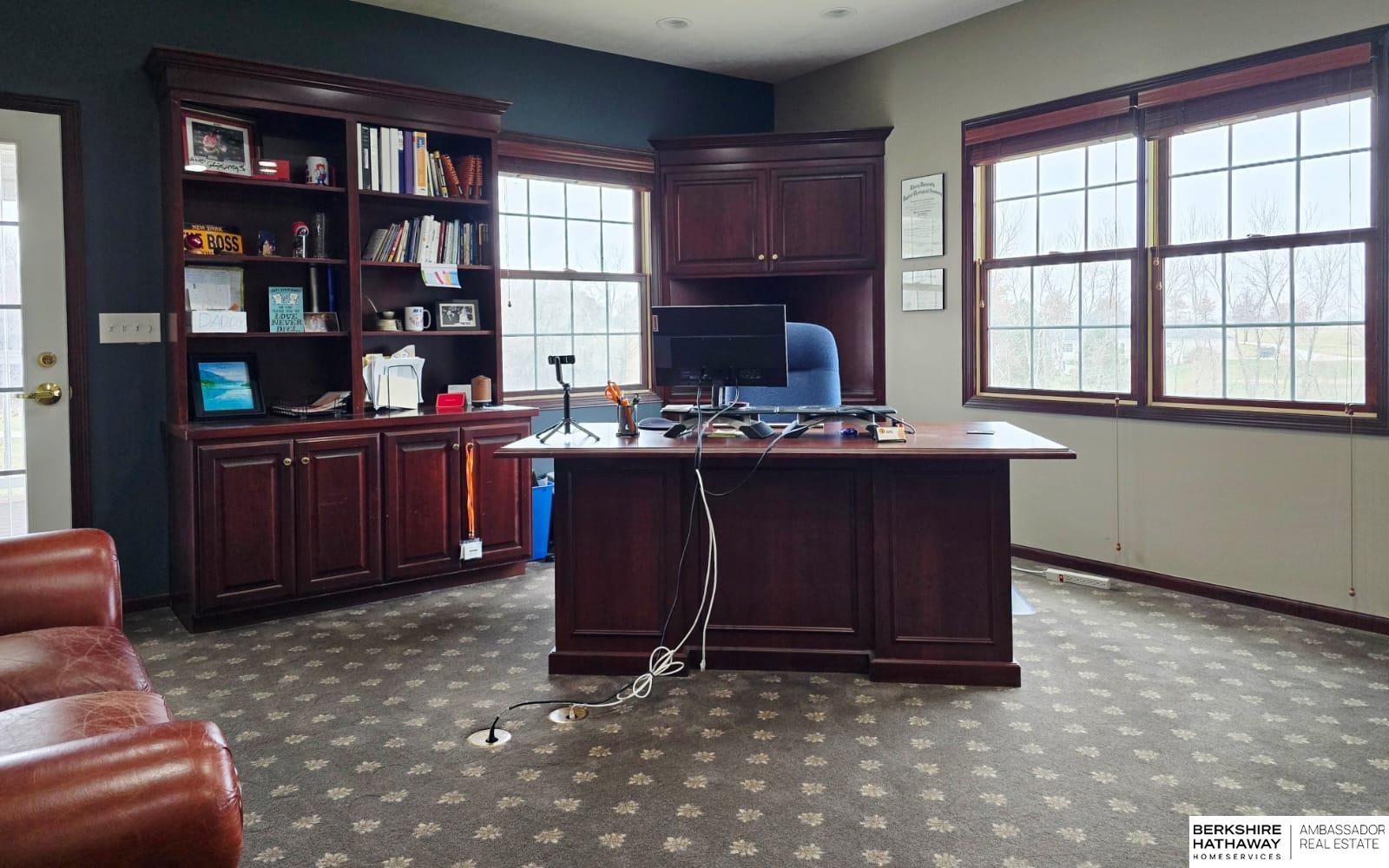 Walton, Nebraska 68461, United States, 8 Bedrooms Bedrooms, ,4 BathroomsBathrooms,Residential,Active,249700