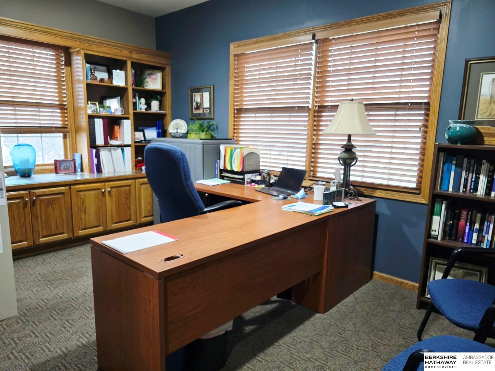 Walton, Nebraska 68461, United States, 8 Bedrooms Bedrooms, ,4 BathroomsBathrooms,Residential,Active,249700