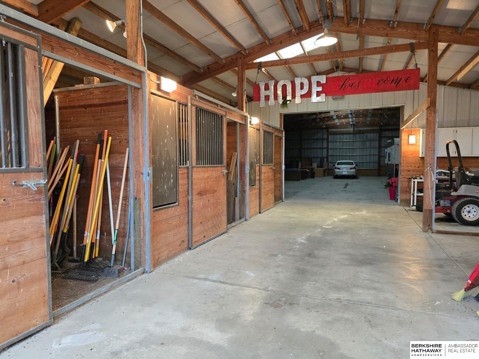 Walton, Nebraska 68461, United States, 8 Bedrooms Bedrooms, ,4 BathroomsBathrooms,Residential,Active,249700