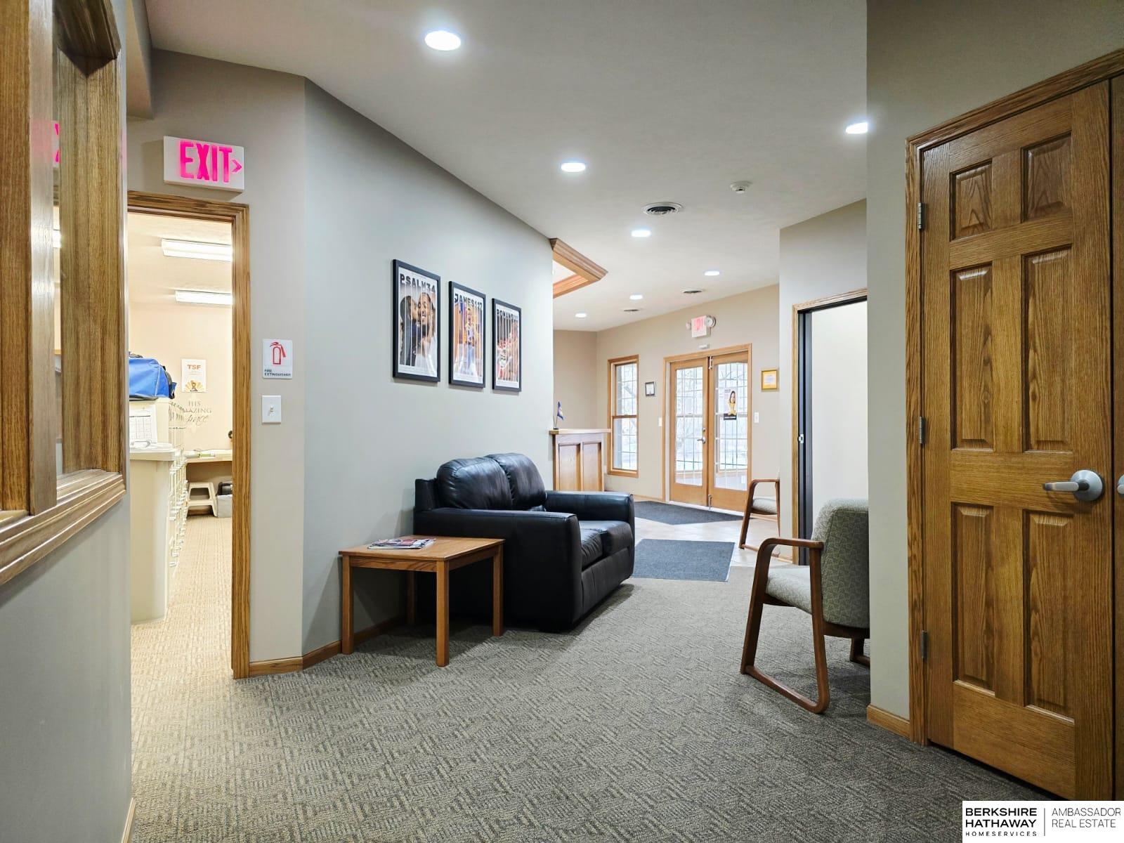 Walton, Nebraska 68461, United States, 8 Bedrooms Bedrooms, ,4 BathroomsBathrooms,Residential,Active,249700