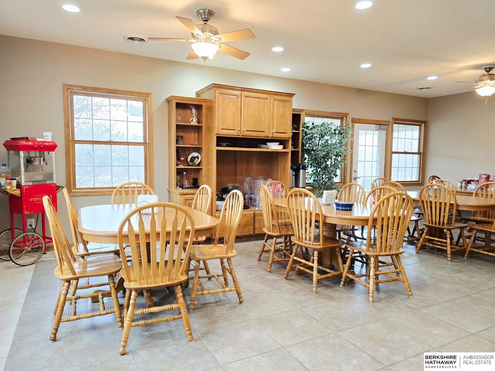 Walton, Nebraska 68461, United States, 8 Bedrooms Bedrooms, ,4 BathroomsBathrooms,Residential,Active,249700