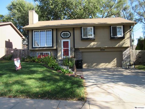 Photo of 8849 N 81st Avenue, Omaha, NE 68122 (MLS # 22530173)