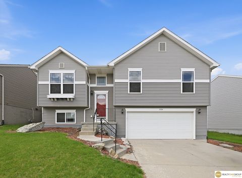 Photo of 7026 N 88th Avenue, Omaha, NE 68122 (MLS # 22612696)