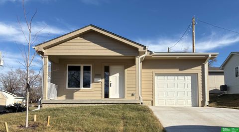 Photo of 2005 N 40 Street, Omaha, NE 68111 (MLS # 22608491)