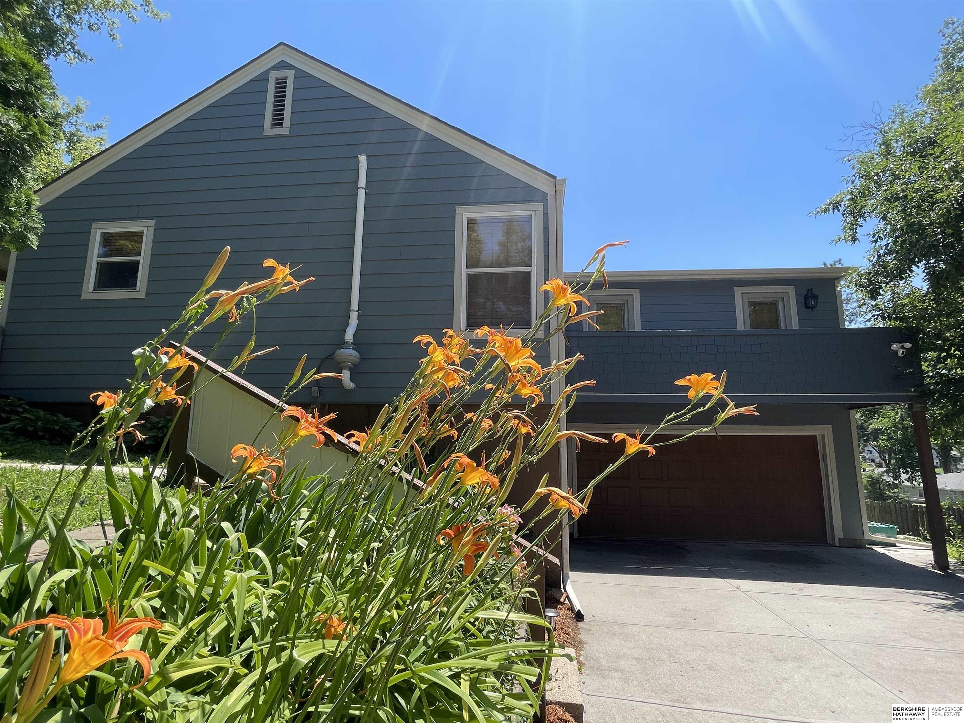 Omaha, Nebraska 68104, United States, 4 Bedrooms Bedrooms, ,2 BathroomsBathrooms,Residential,Active,178487