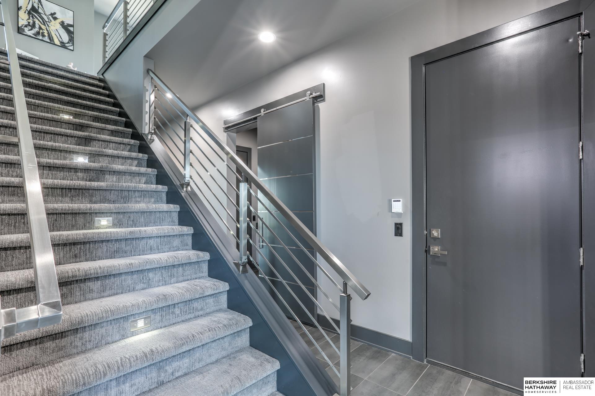 Waterloo, Nebraska 68069, United States, 5 Bedrooms Bedrooms, ,6 BathroomsBathrooms,Residential,Active,99629