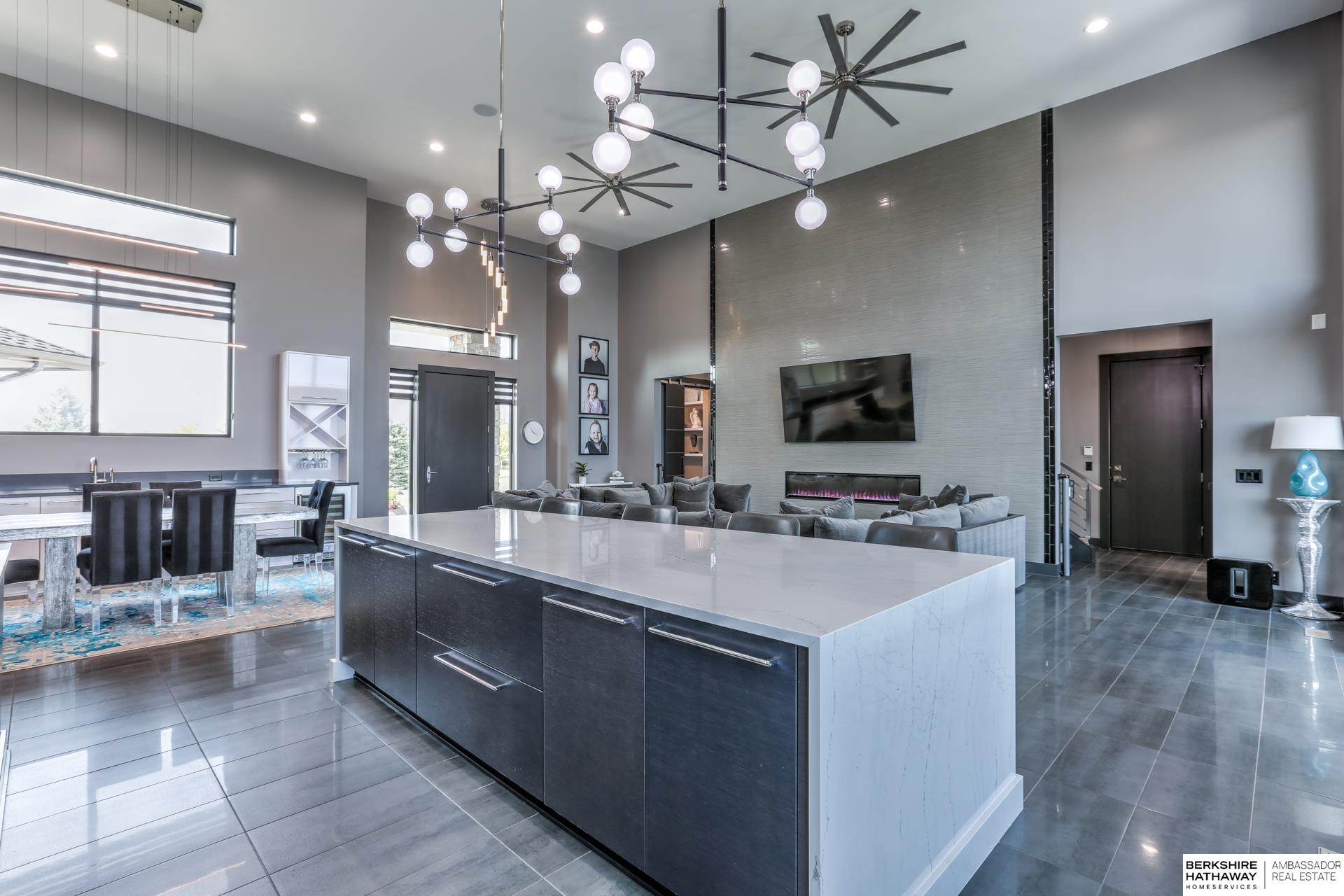 Waterloo, Nebraska 68069, United States, 5 Bedrooms Bedrooms, ,6 BathroomsBathrooms,Residential,Active,99629