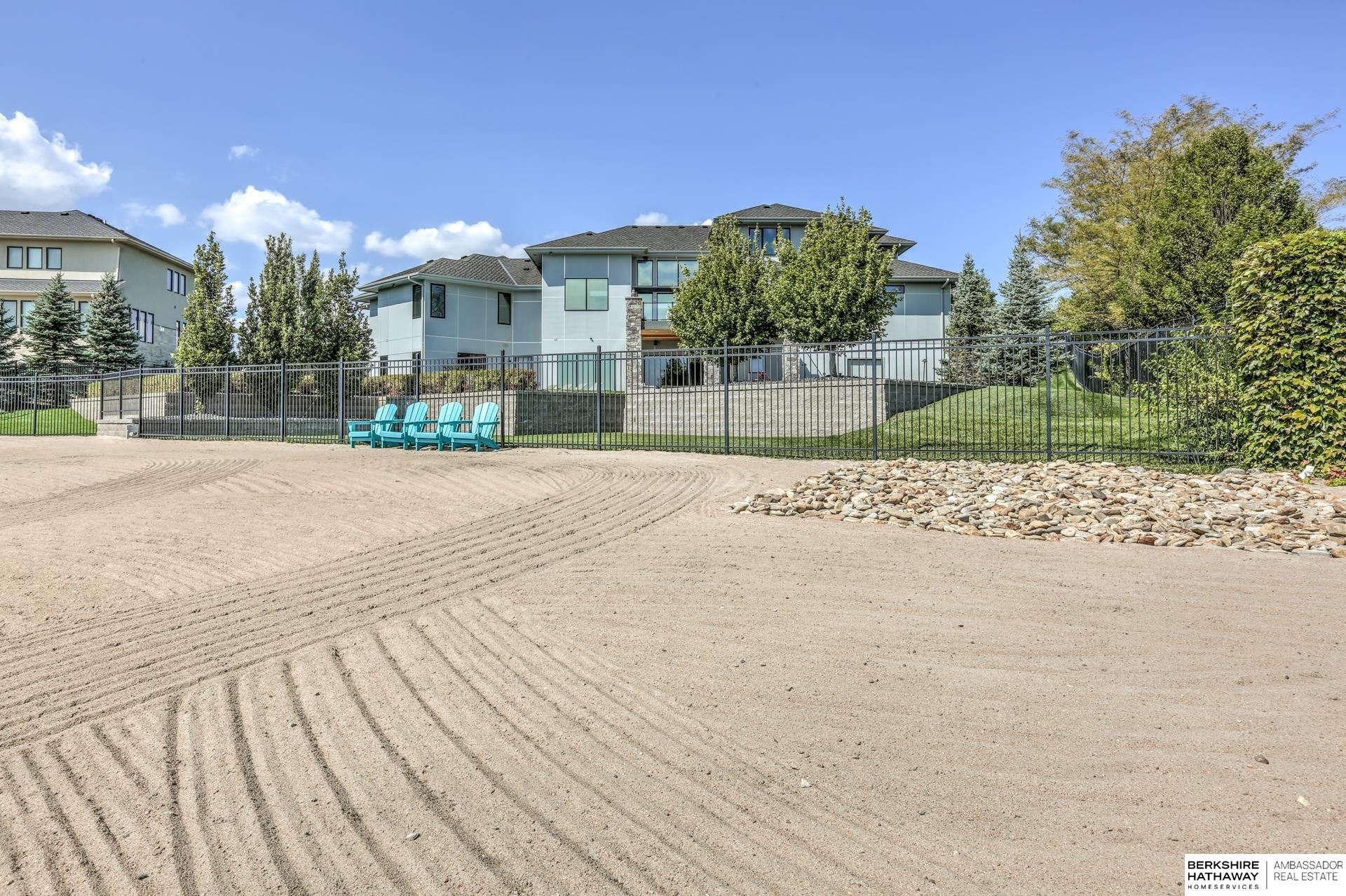 Waterloo, Nebraska 68069, United States, 5 Bedrooms Bedrooms, ,6 BathroomsBathrooms,Residential,Active,99629