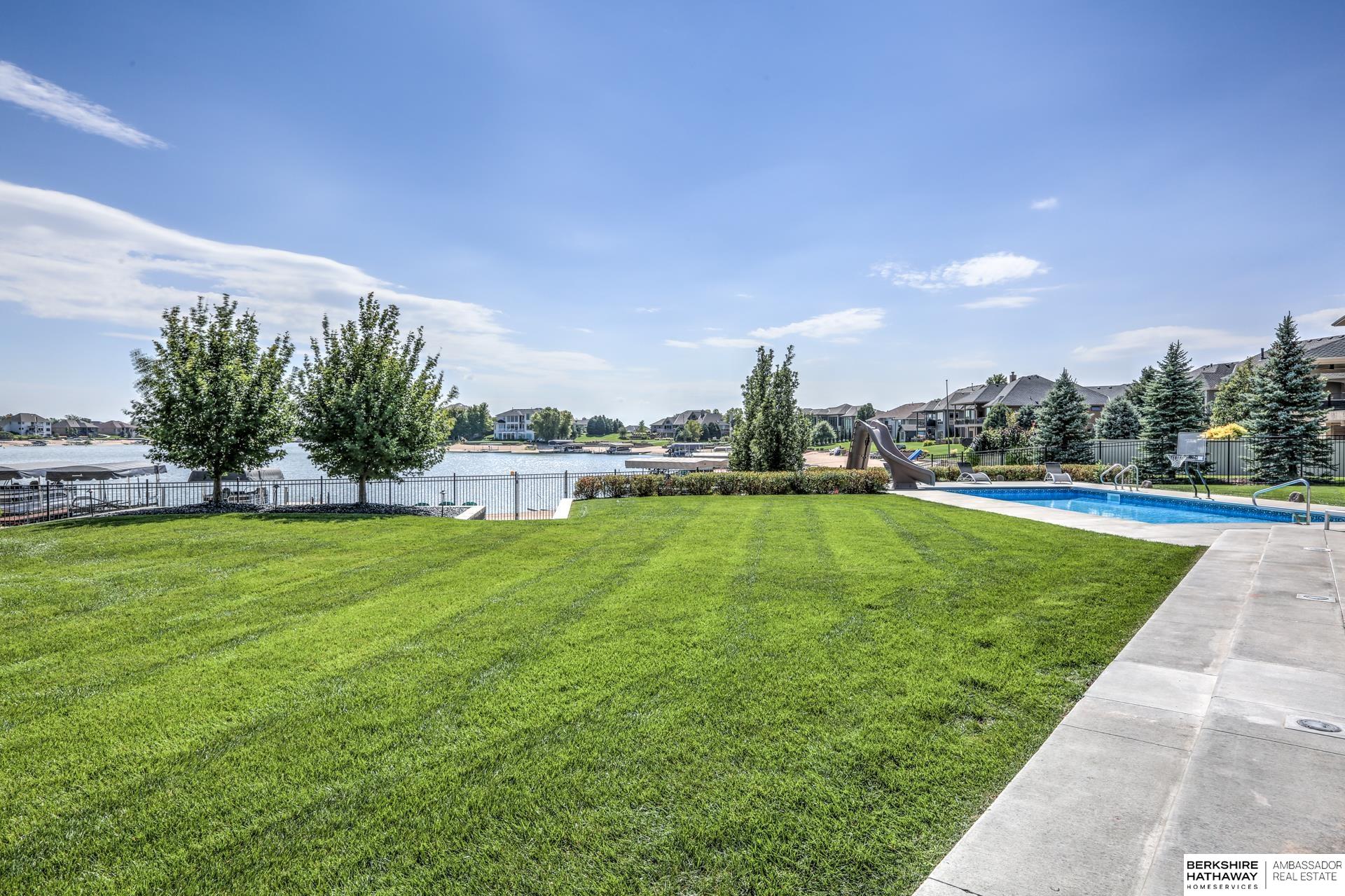 Waterloo, Nebraska 68069, United States, 5 Bedrooms Bedrooms, ,6 BathroomsBathrooms,Residential,Active,99629