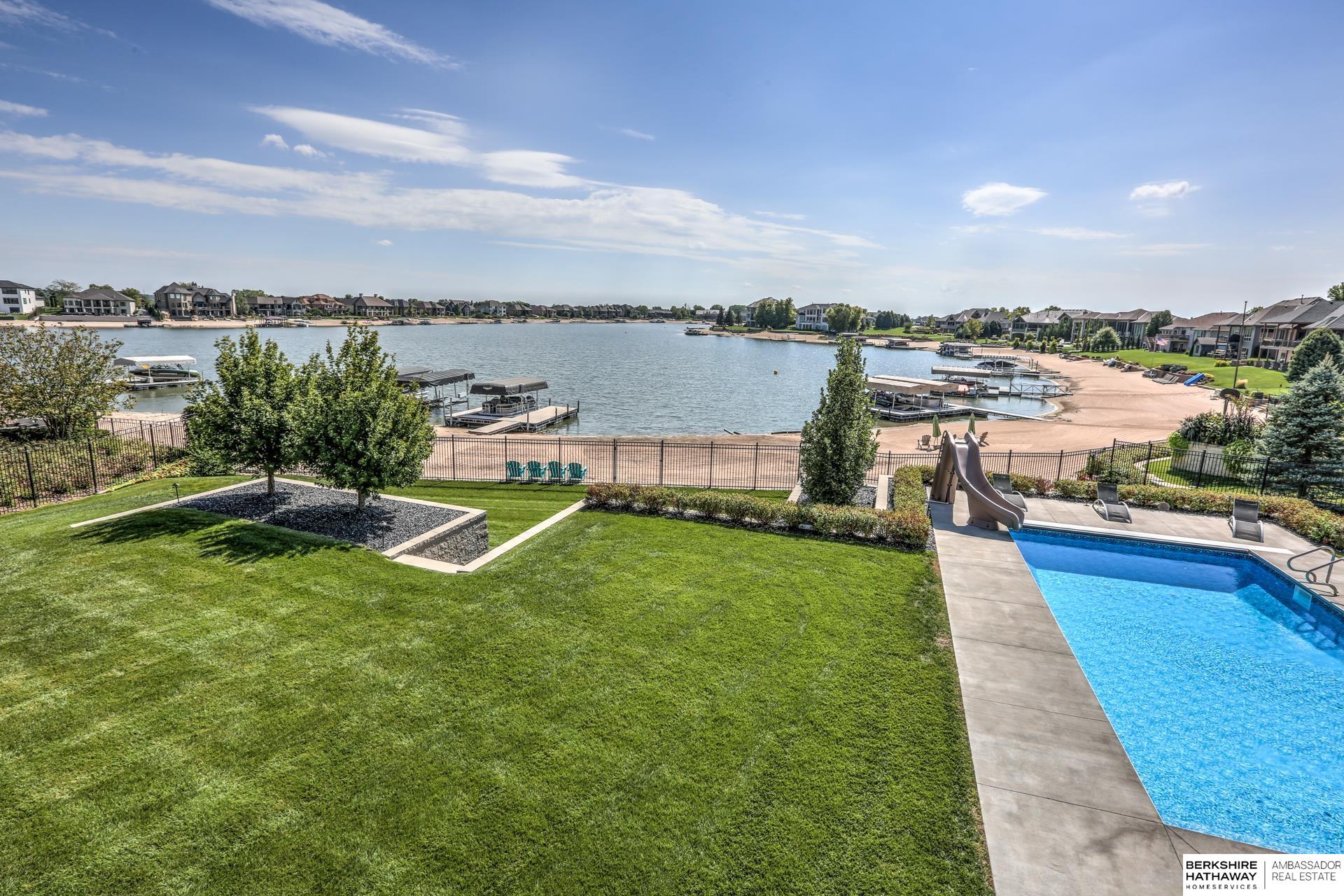 Waterloo, Nebraska 68069, United States, 5 Bedrooms Bedrooms, ,6 BathroomsBathrooms,Residential,Active,99629