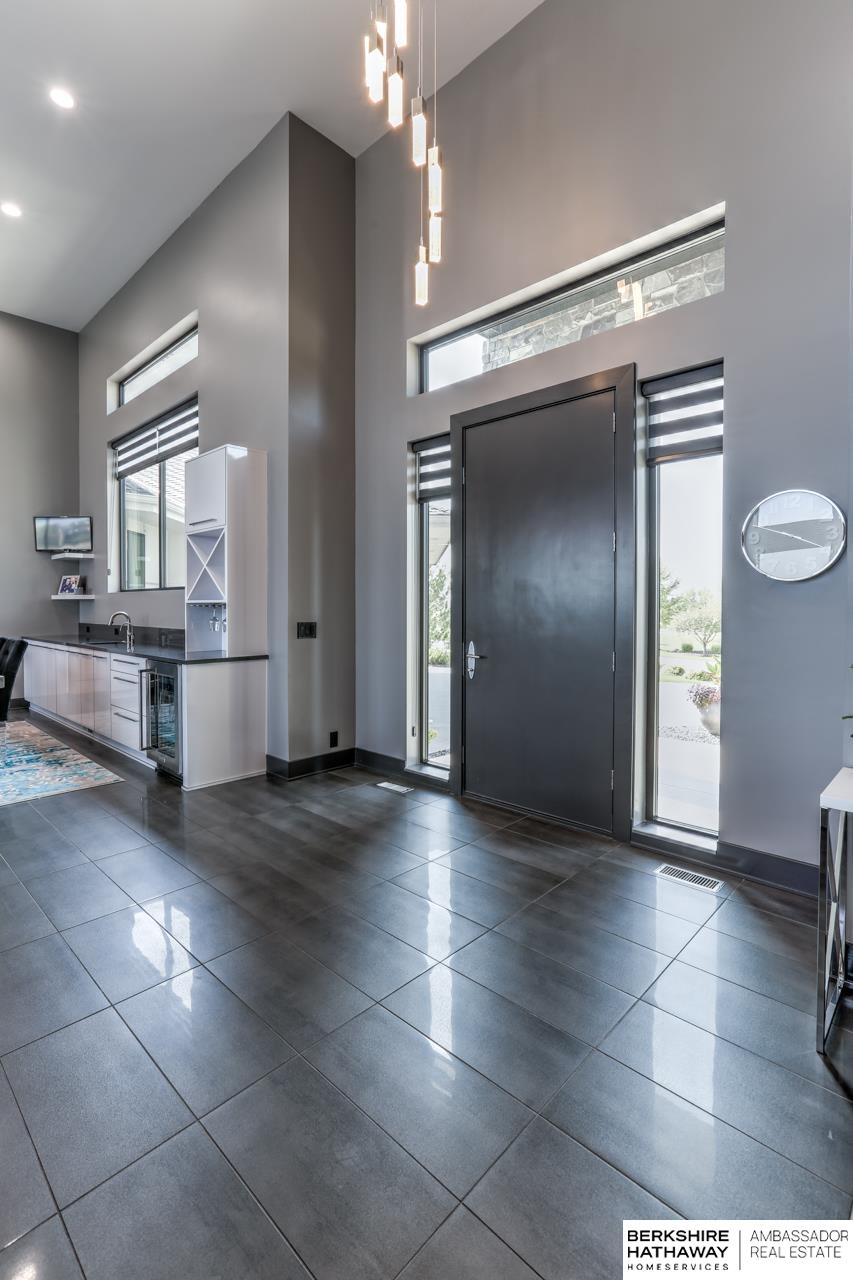 Waterloo, Nebraska 68069, United States, 5 Bedrooms Bedrooms, ,6 BathroomsBathrooms,Residential,Active,99629