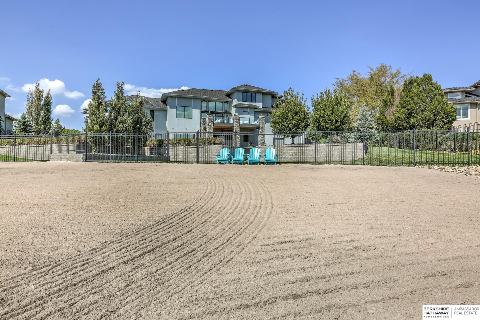 Waterloo, Nebraska 68069, United States, 5 Bedrooms Bedrooms, ,6 BathroomsBathrooms,Residential,Active,99629