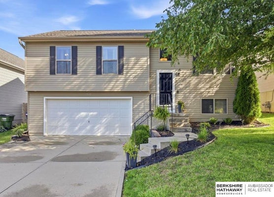 19610 GAIL AVE, OMAHA, NE 68135 - Image fc04ff76d65b3dd93e37e78bb6f95fd7/3553182187