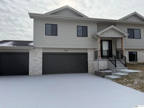 Photo of 21510 Arabian Road, Elkhorn, NE 68022 (MLS # 22602589)
