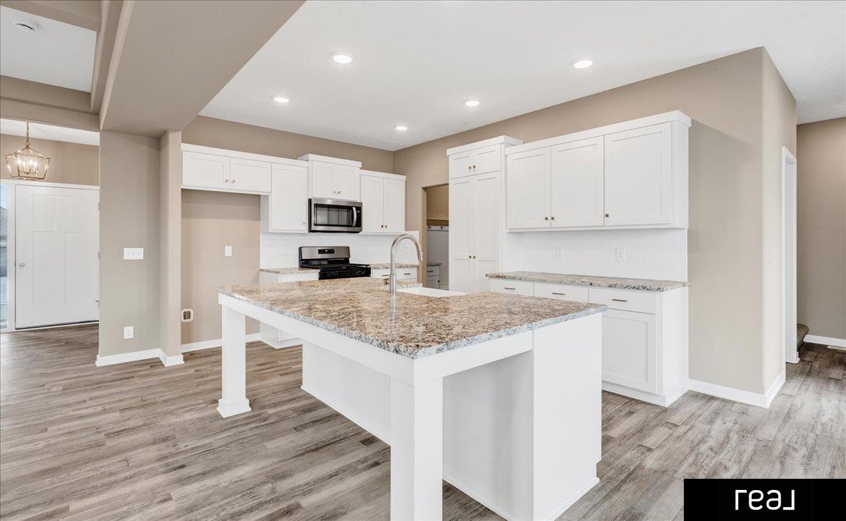 Papillion, Nebraska 68138, United States, 4 Bedrooms Bedrooms, ,2 BathroomsBathrooms,Residential,Active,204310