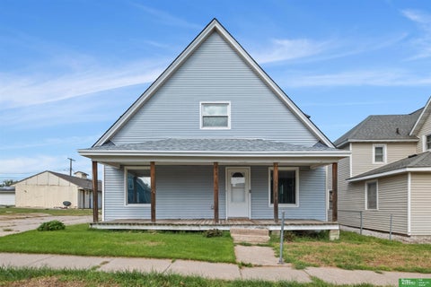 Photo of 412 2nd Street, Milford, NE 68405 (MLS # 22627360)