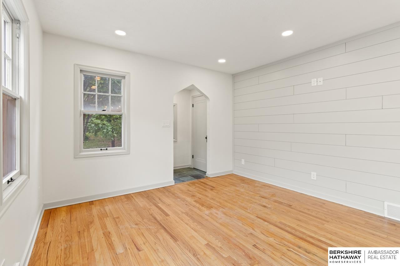 Omaha, Nebraska 68104, United States, 3 Bedrooms Bedrooms, ,2 BathroomsBathrooms,Residential,Active,136380