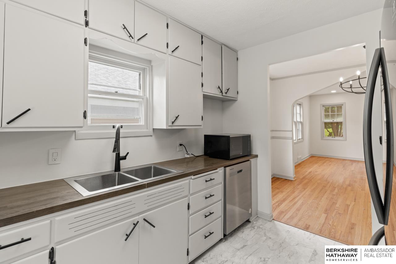 Omaha, Nebraska 68104, United States, 3 Bedrooms Bedrooms, ,2 BathroomsBathrooms,Residential,Active,136380